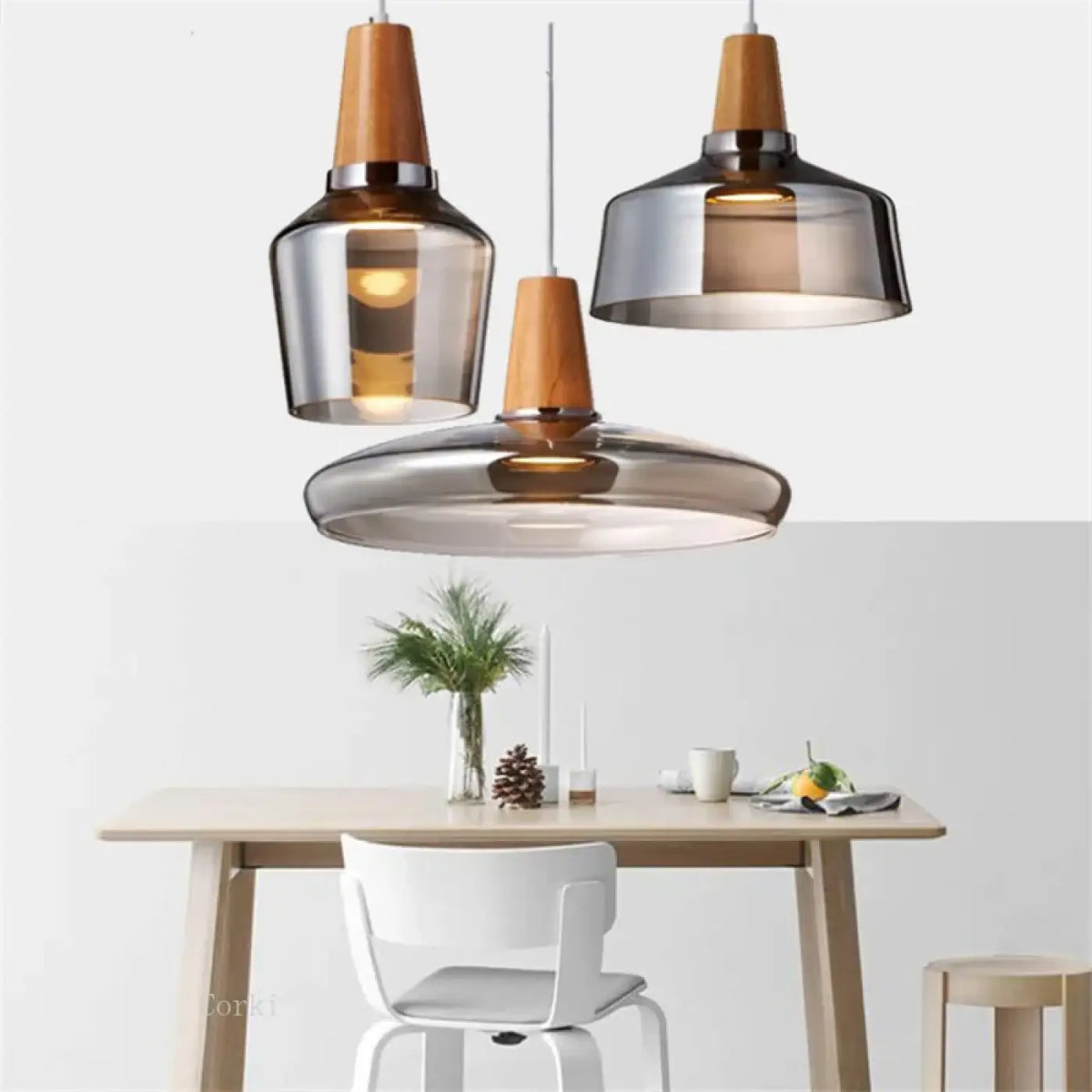 Suspension en verre et bois, transparent, gris fumé ou ambre