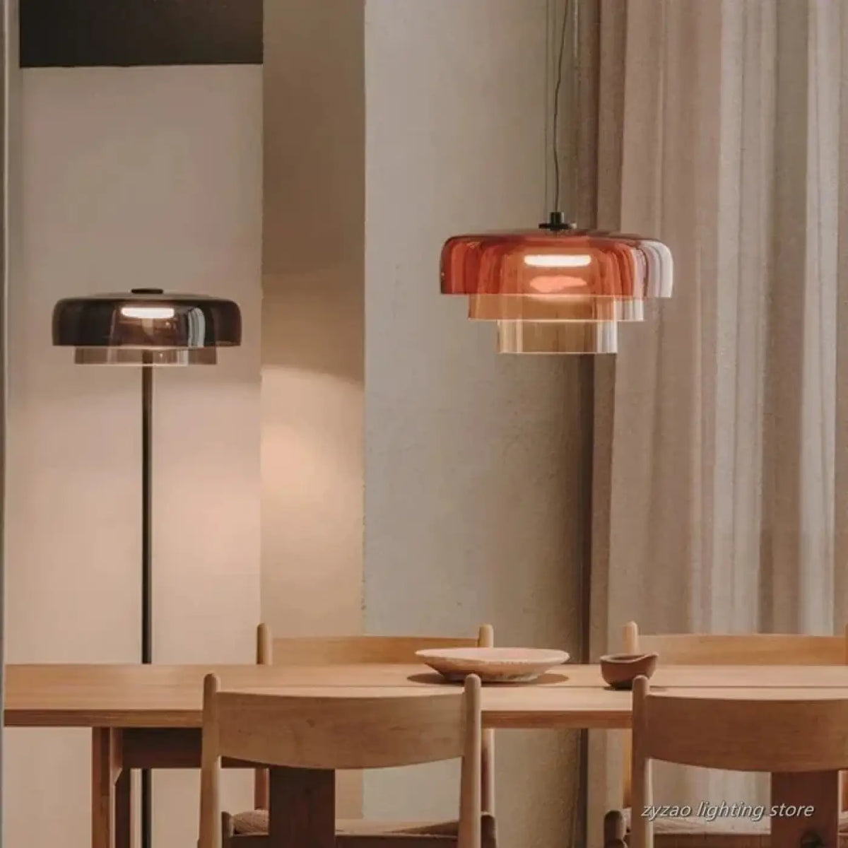 Suspension globe en verre teinté, orange ou vert