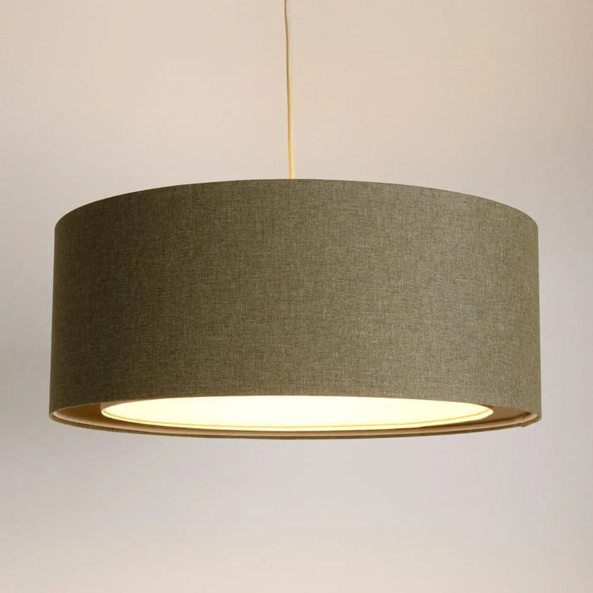 Suspension cylindrique en tissu vert gris et écru, tailles S, M, L