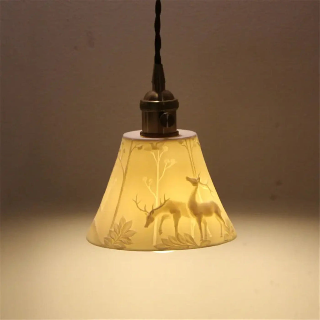 Suspension vintage, abat-jour à motif de cerf