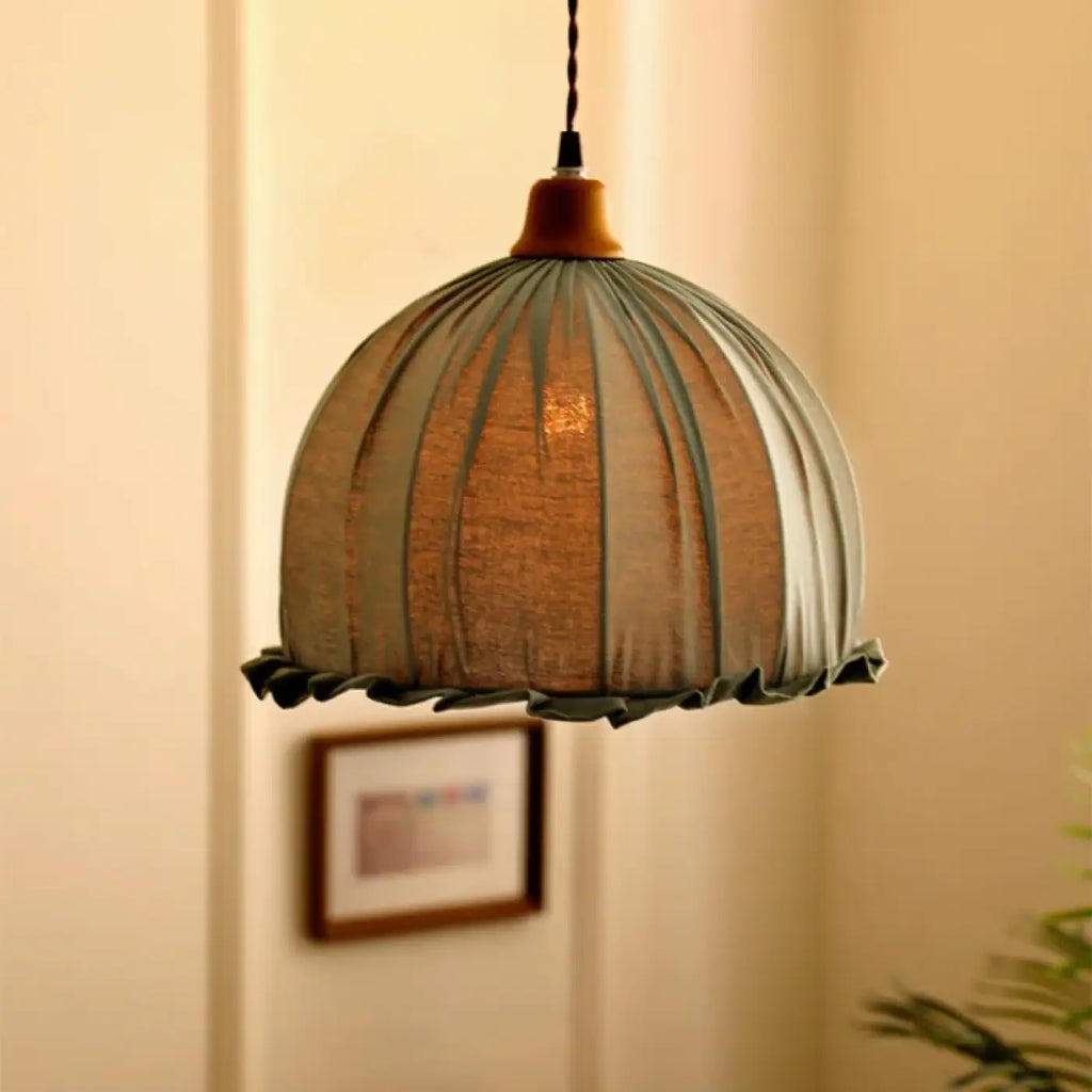Suspension vintage, abat-jour en lin et monture en bois