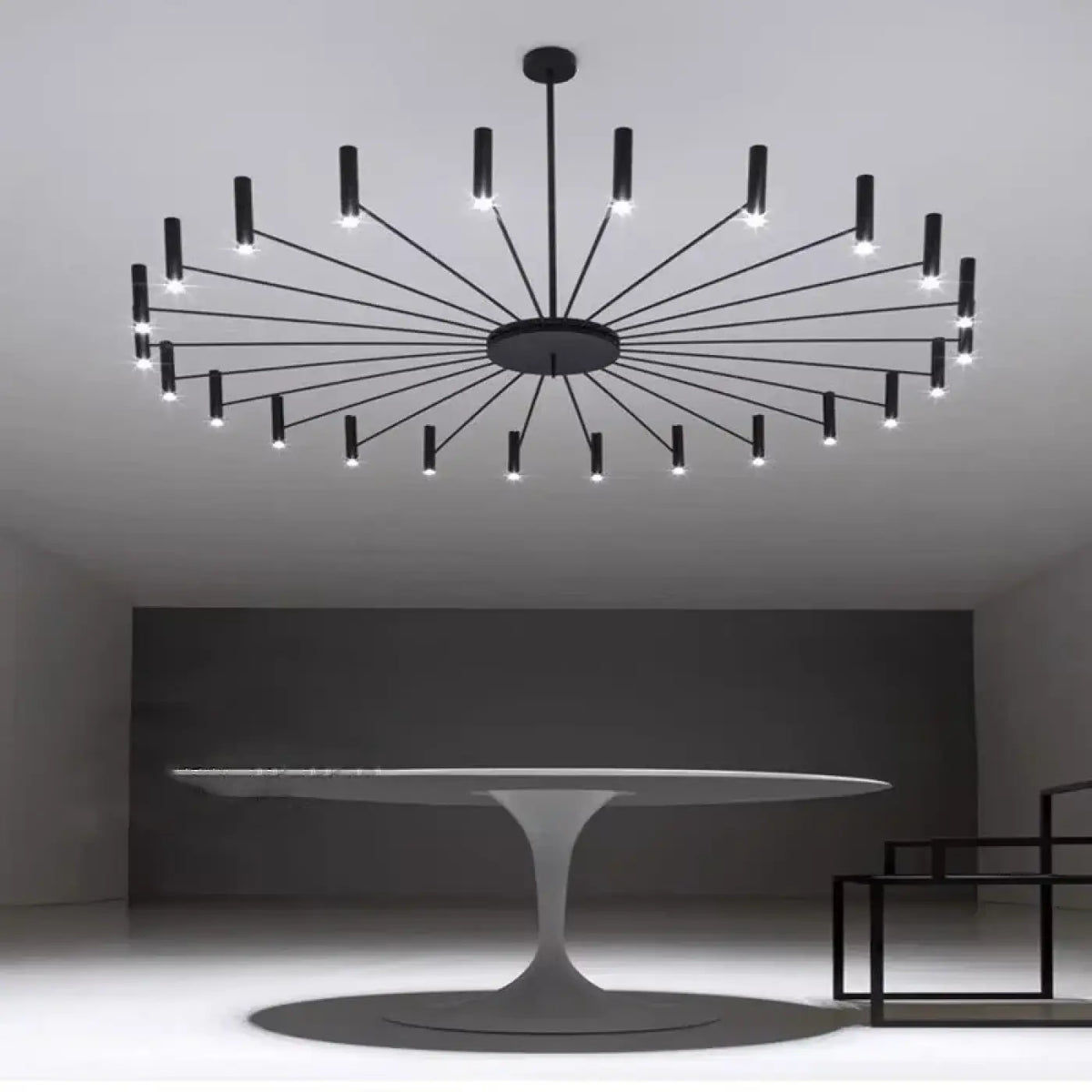 Grand lustre noir graphique à bras multiples, tailles S et M