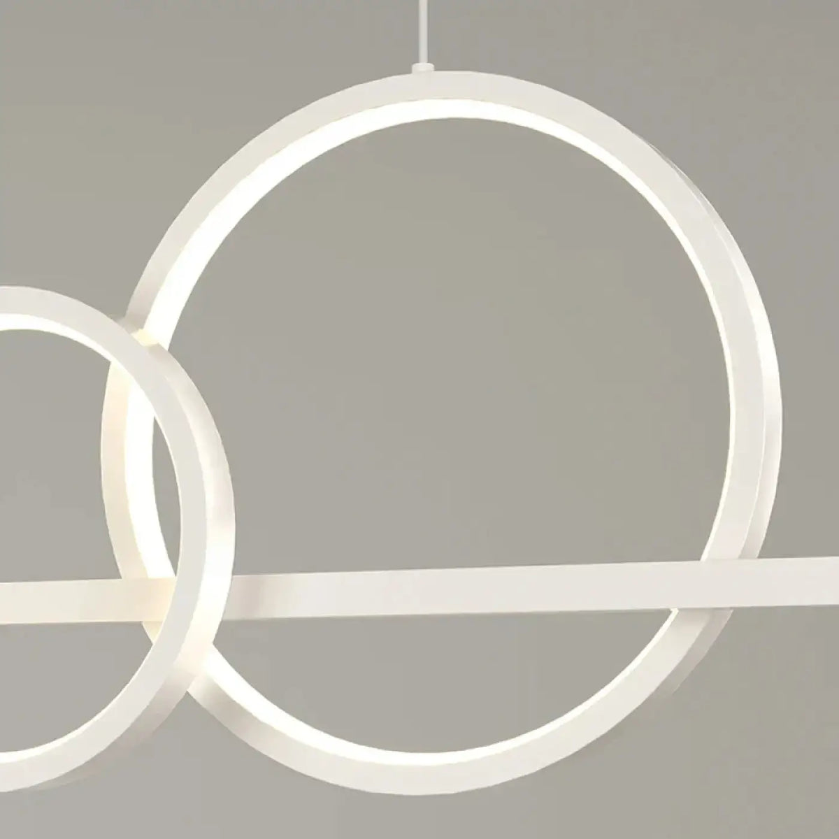 Suspension LED blanche, barre linéaire et anneaux lumineux