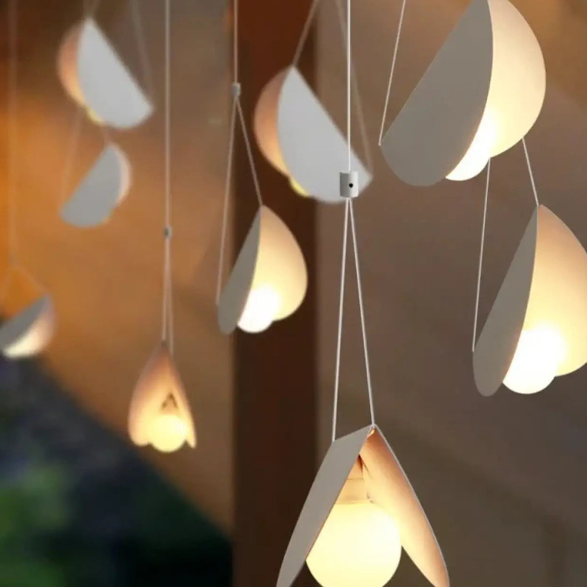 Suspension origami blanche aux plis lumineux, tailles S, M, L