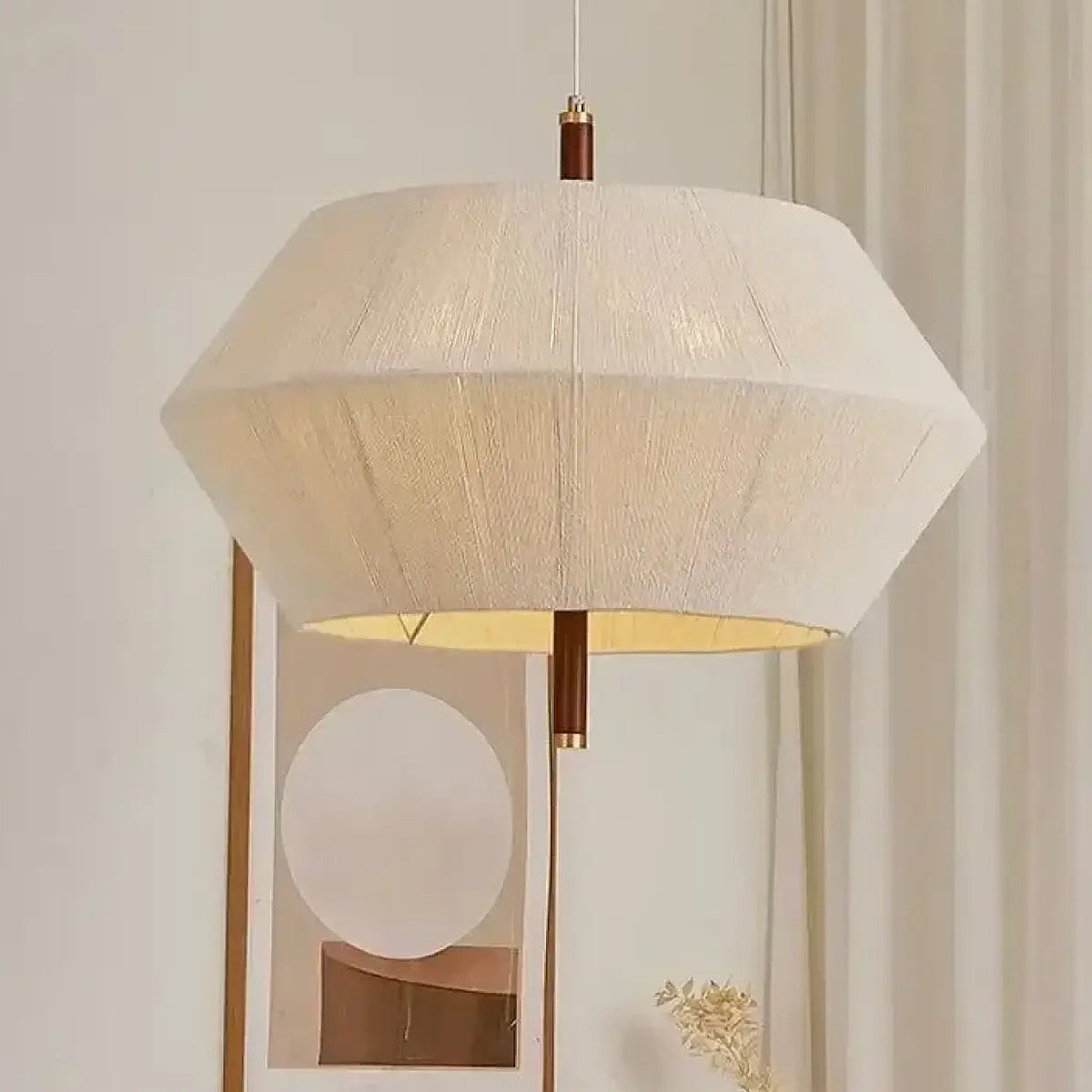 Suspension en lin avec détails en bois, beige ou blanc, beige