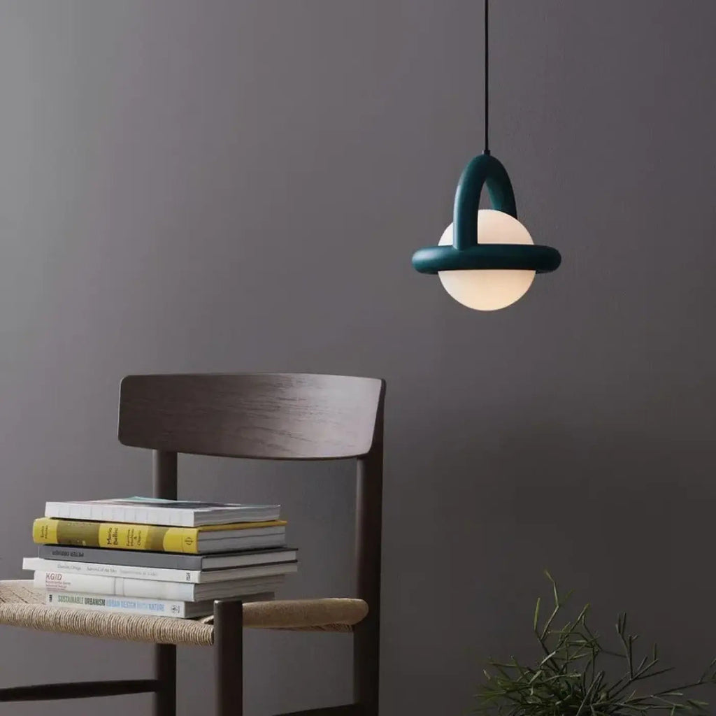 Suspension globe LED à anneau coloré, six coloris