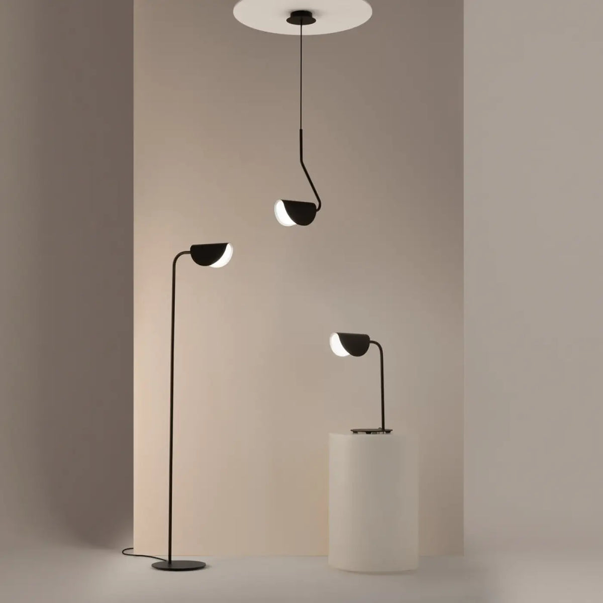 Suspension feuille pliée en acier noir mat, culot G9
