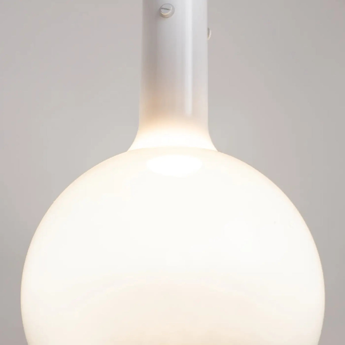 Suspension LED globe en verre, monture blanche ou noire, 2 tailles