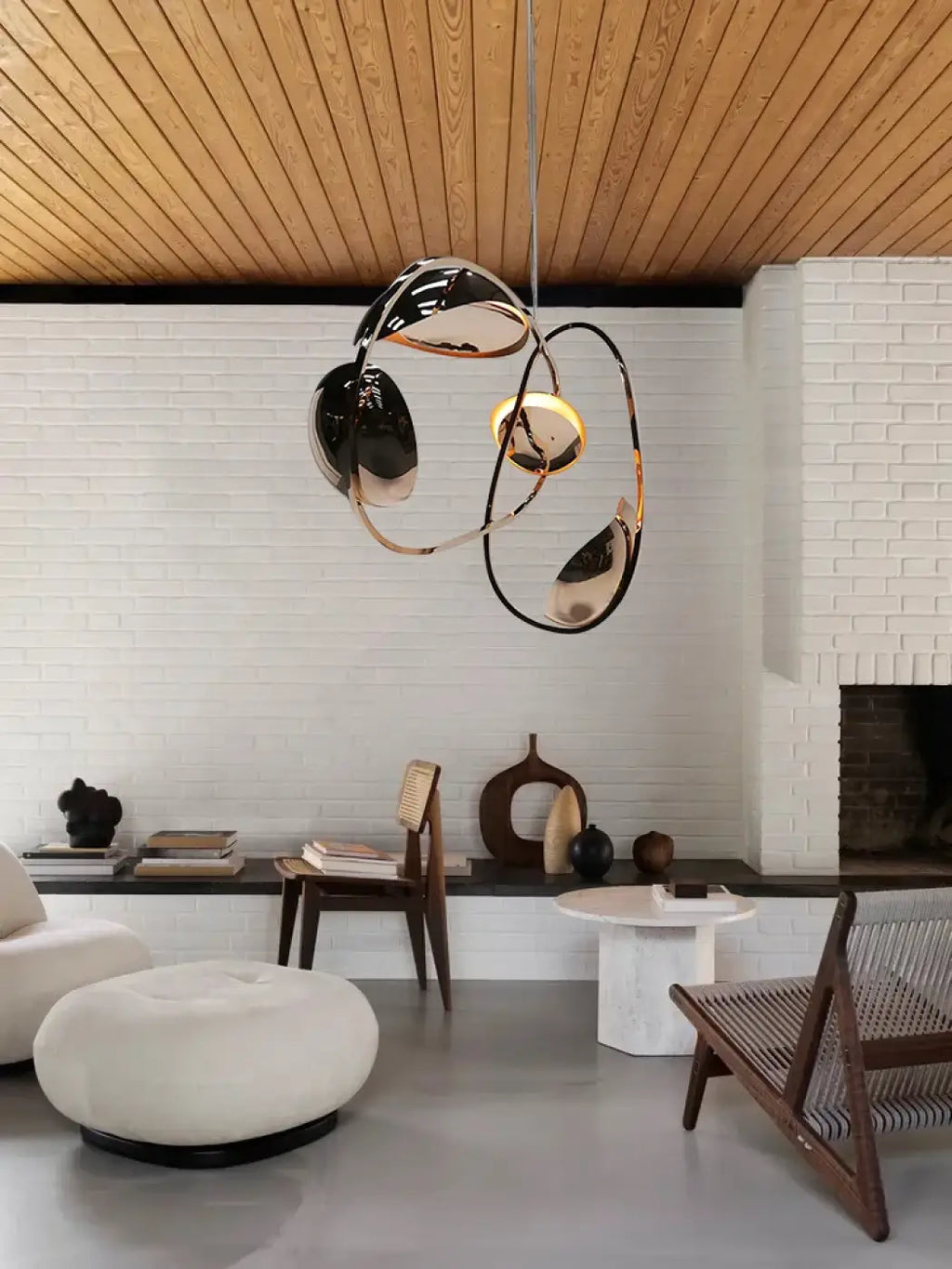 Suspension noire sculpturale pour bureau ou salon, tailles S à L