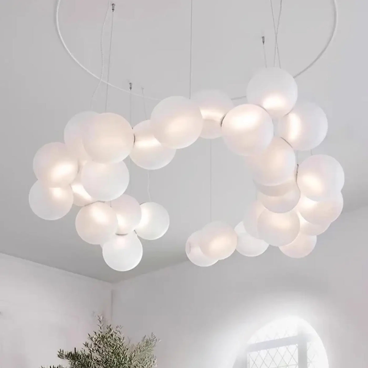 Suspension nuage en sphères blanches, tailles S à L