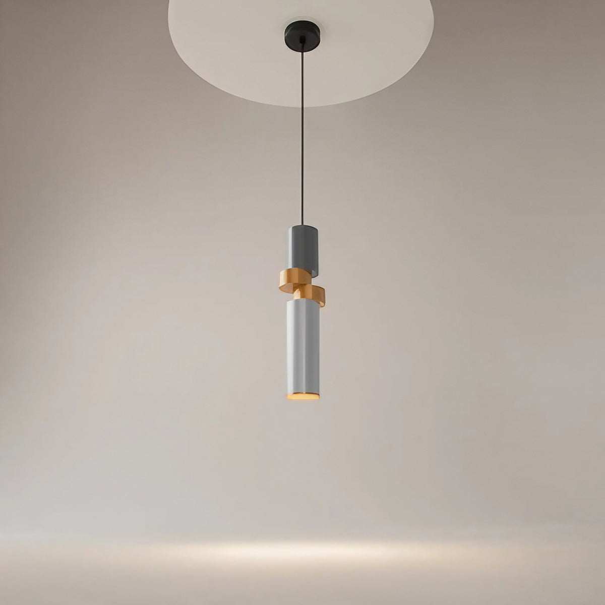 Suspension tube en verre gris et disque cuivré, culot GU10