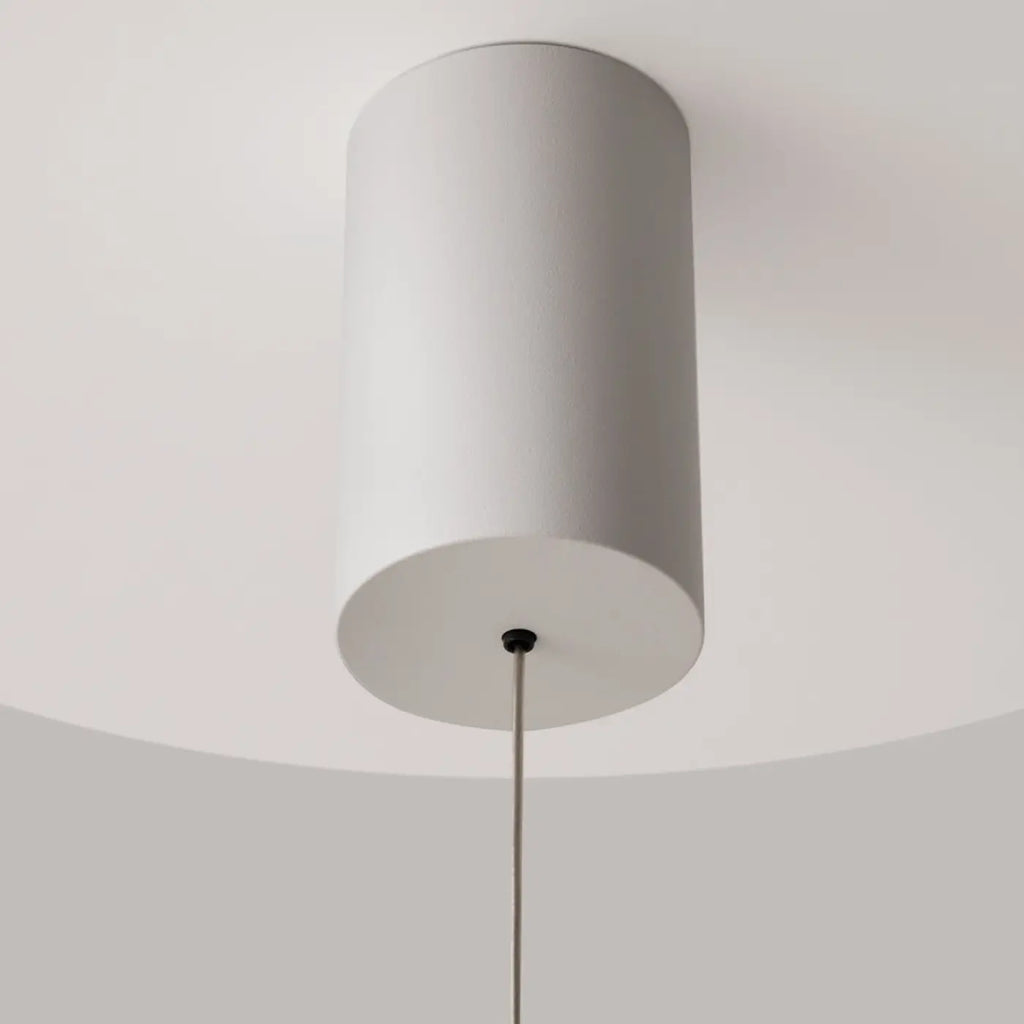Suspension LED disque vertical en acier, trois coloris
