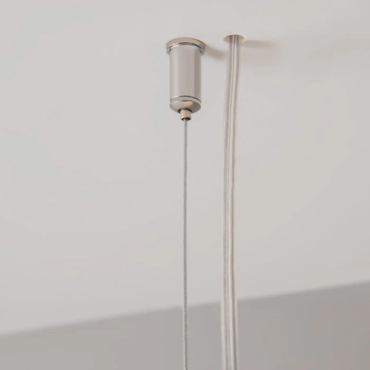 Suspension LED linéaire noire à points lumineux, 106,5 cm