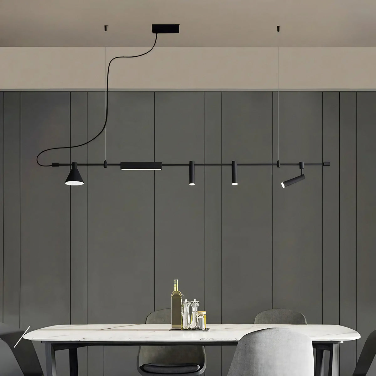 Suspension rail noire à spots orientables pour cuisine