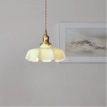 Suspension rétro en verre ondulé et laiton vieilli, six teintes, jaune