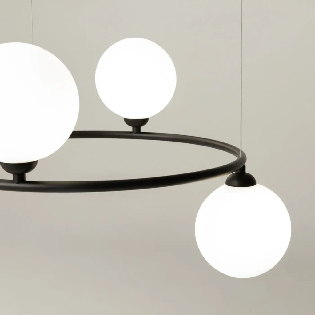 Suspension cercle à globes de verre, 4 ou 6 globes