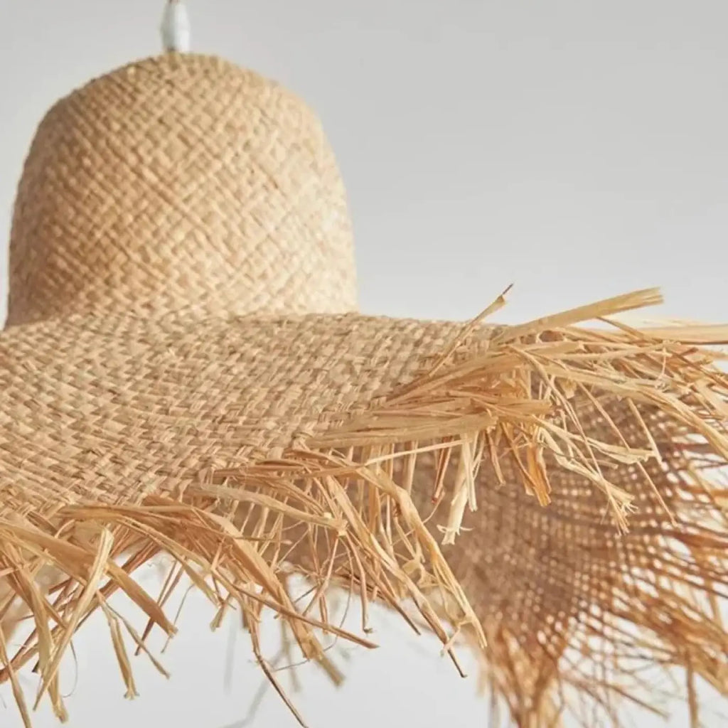 Suspension en rotin forme chapeau, style bohème