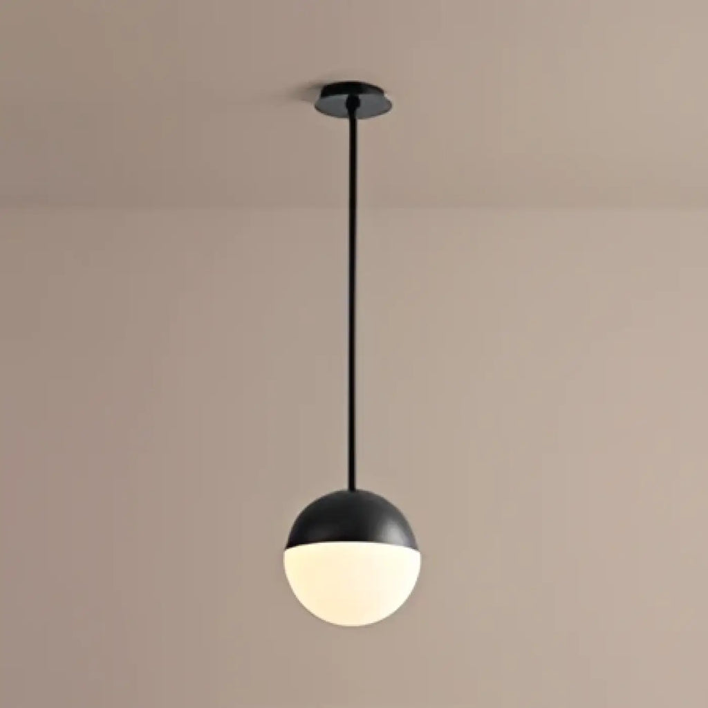 Suspension scandinave épurée, quatre tailles de S à XL