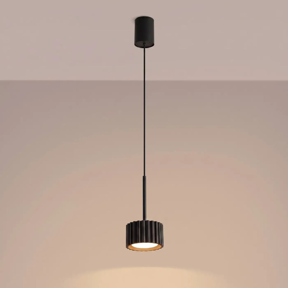 Petite suspension à spot cannelé en aluminium, 10 cm, 16 coloris