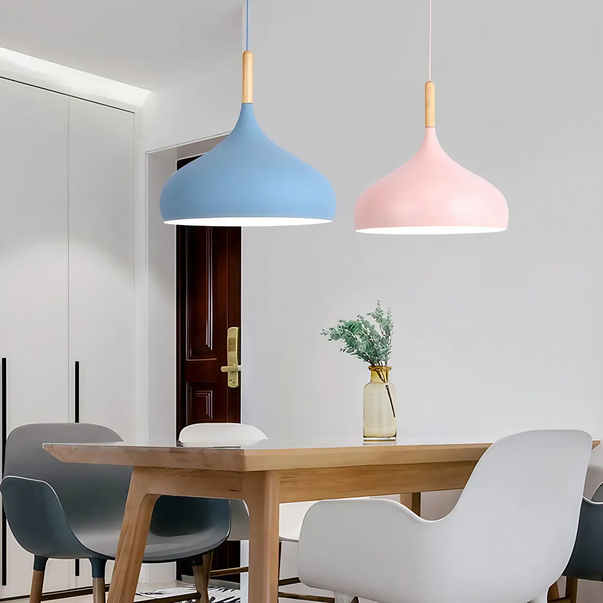 Suspension dôme scandinave, sept coloris, trois lumières, bleu
