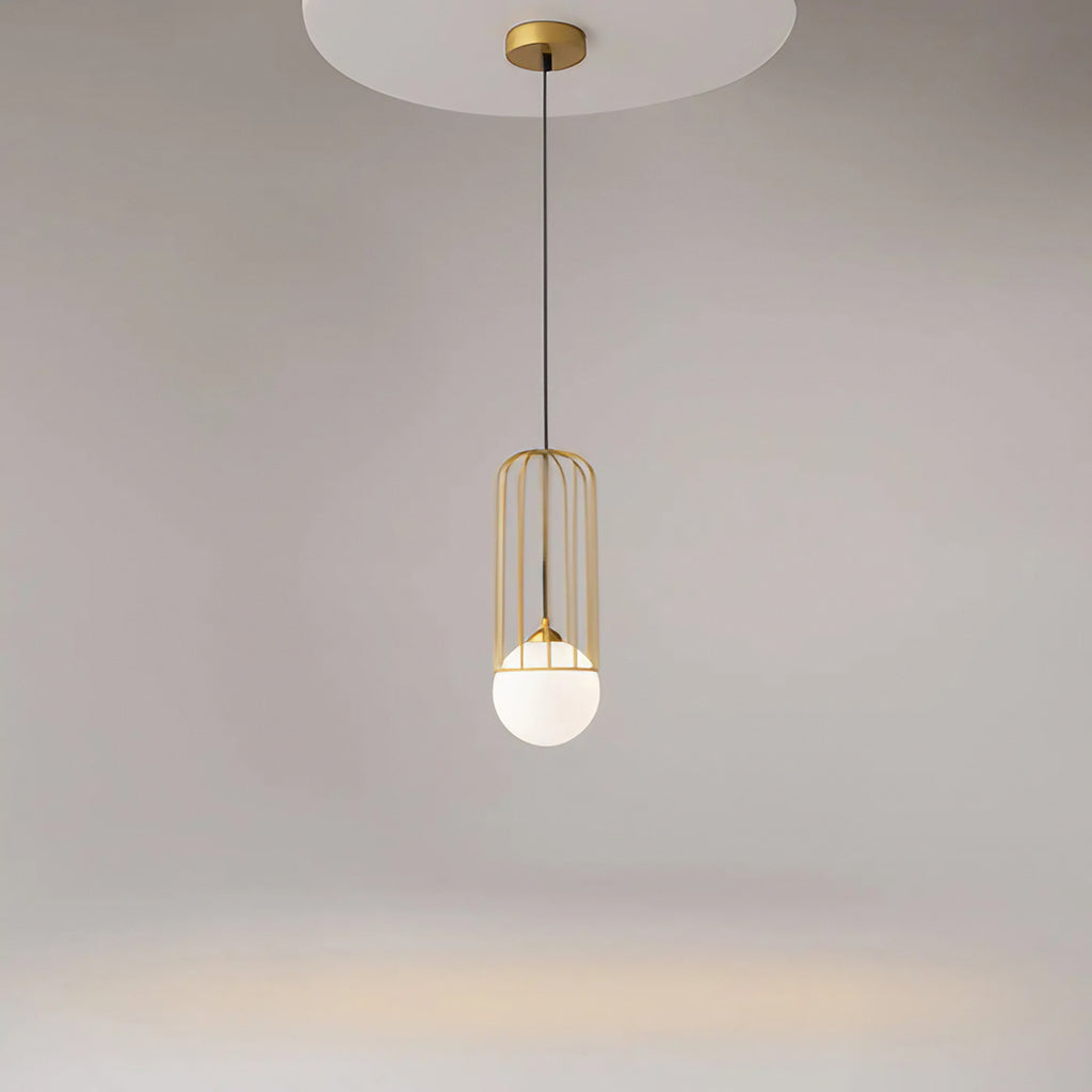 Suspension globe blanc dans une cage dorée, trois tailles