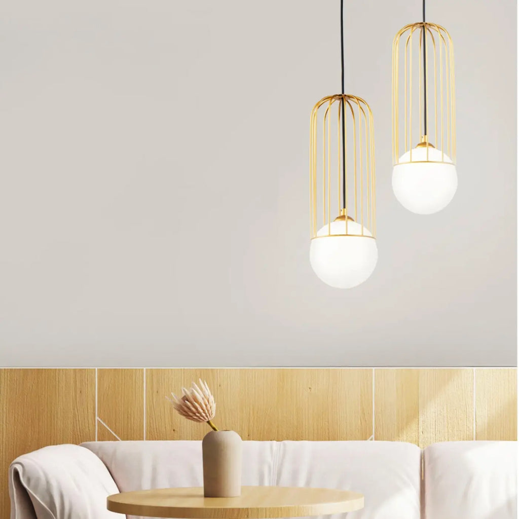 Suspension globe blanc dans une cage dorée, trois tailles