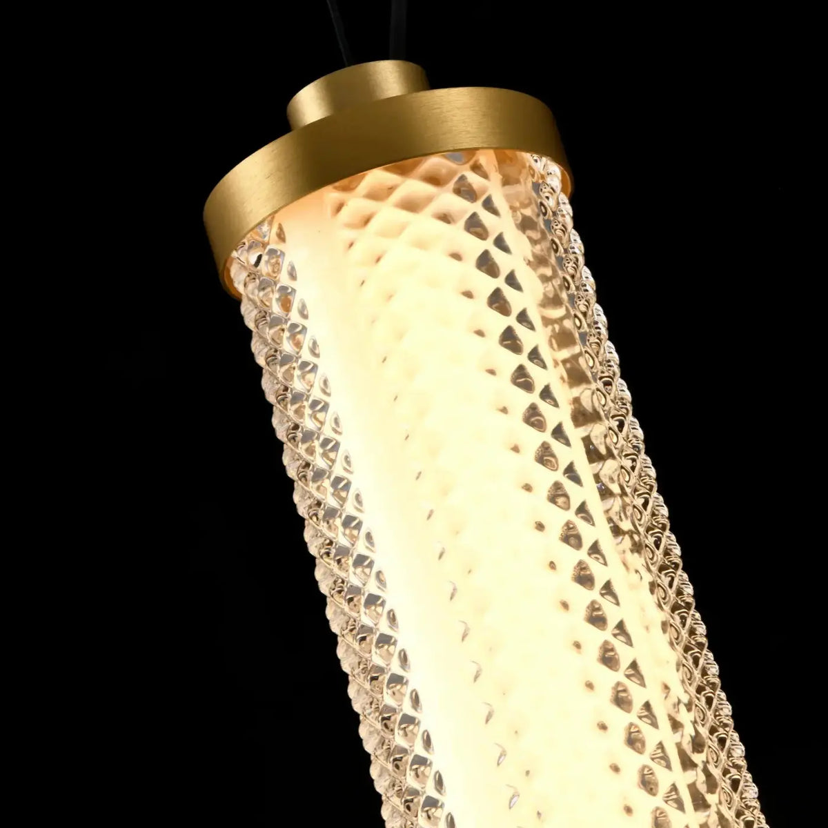 Suspension LED verticale à finition dorée, cinq teintes