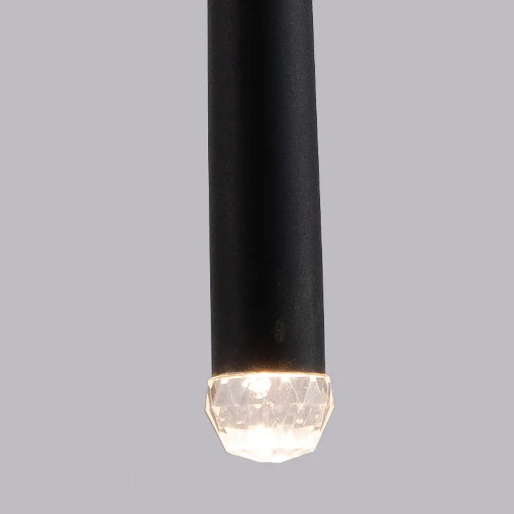 Suspension tube fin à éclairage dirigé, noir ou doré
