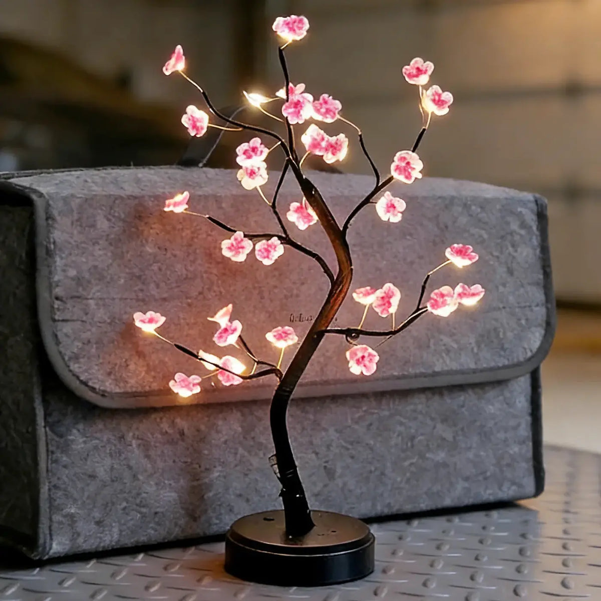 Arbre lumineux à fleurs roses, à poser