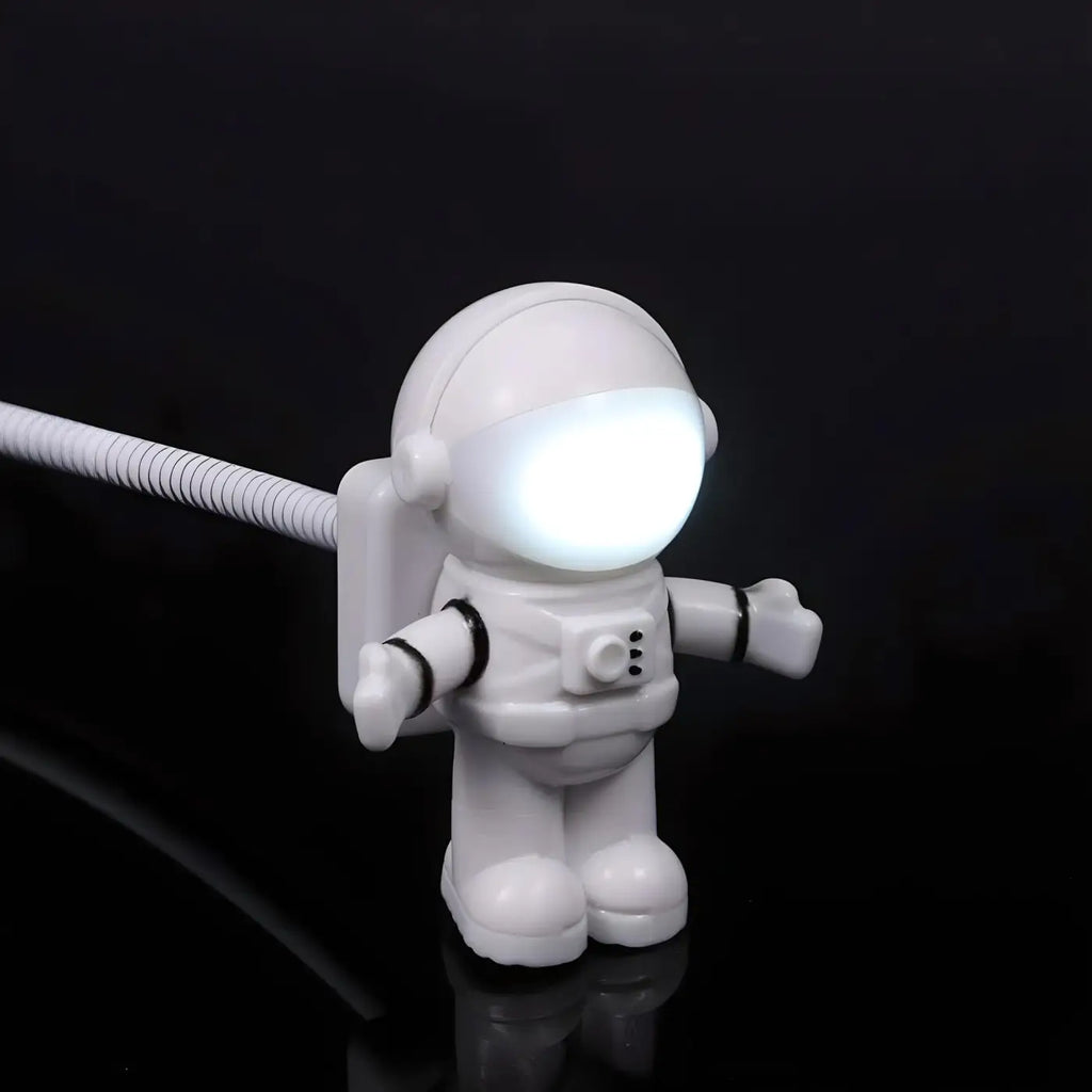 Veilleuse astronaute au design ludique, chambre ou bureau