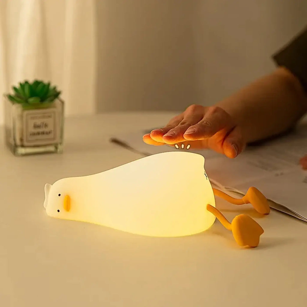 Veilleuse canard aux formes arrondies, lumière douce