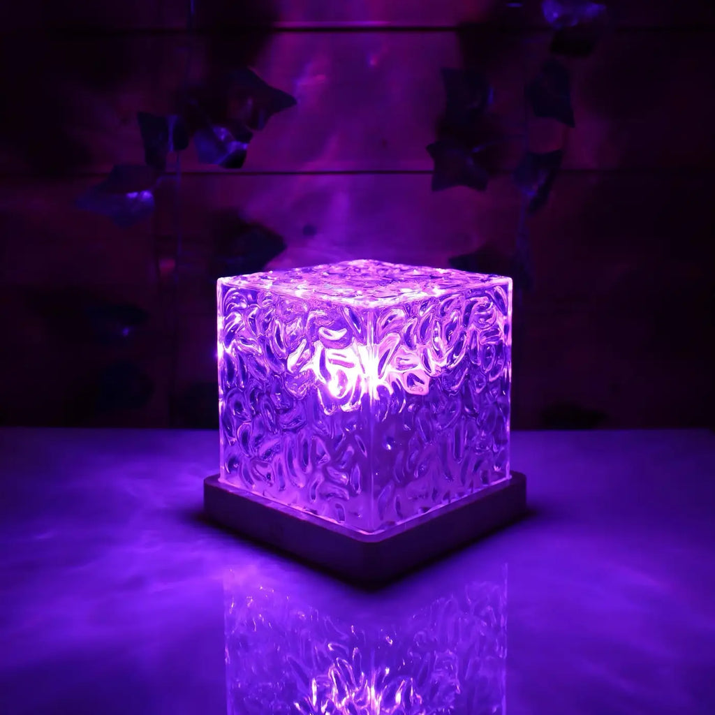Veilleuse cube en relief, reflets ondulants et couleurs au choix