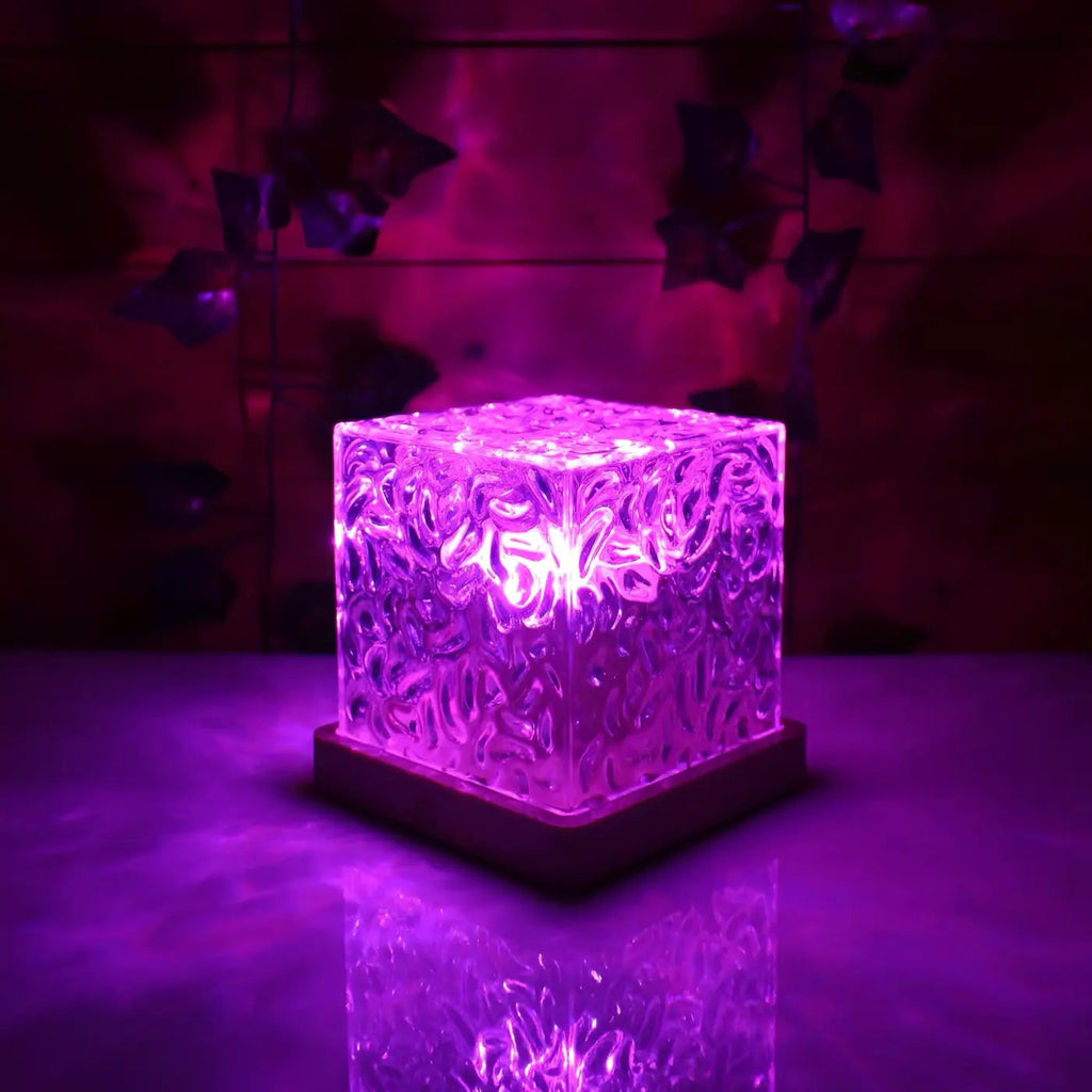 Veilleuse cube en relief, reflets ondulants et couleurs au choix