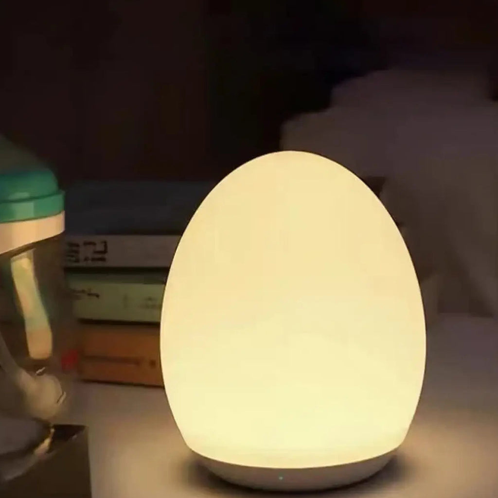 Veilleuse œuf au design épuré pour chambre d'enfant