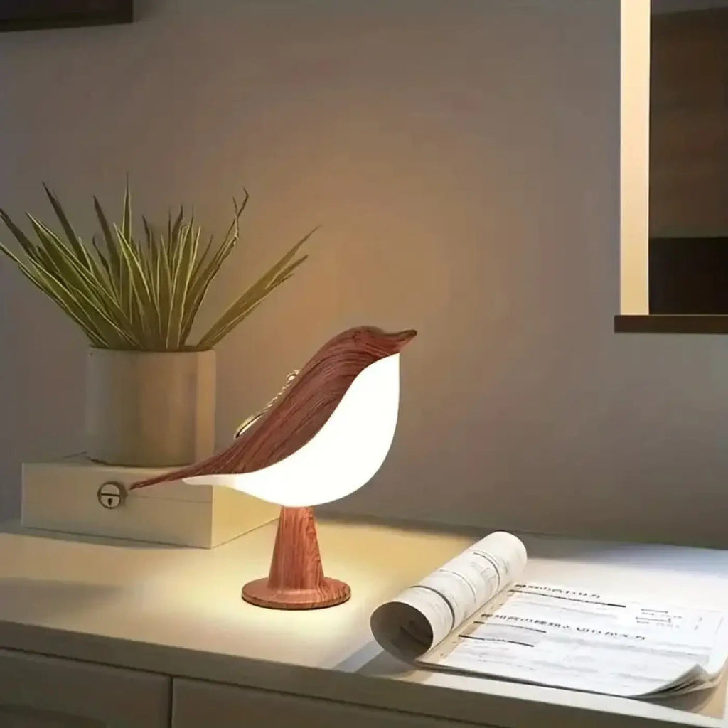 Veilleuse oiseau en bois au style scandinave, beige ou marron