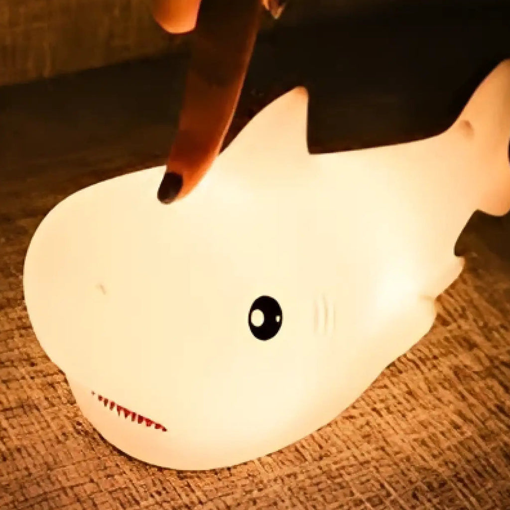 Veilleuse requin pour chambre d'enfant, lumière tamisée