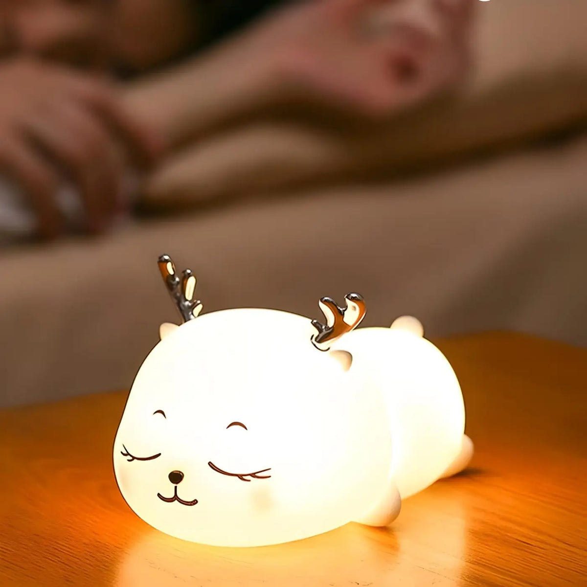 Veilleuse faon pour chambre d'enfant, lueur chaude et douce