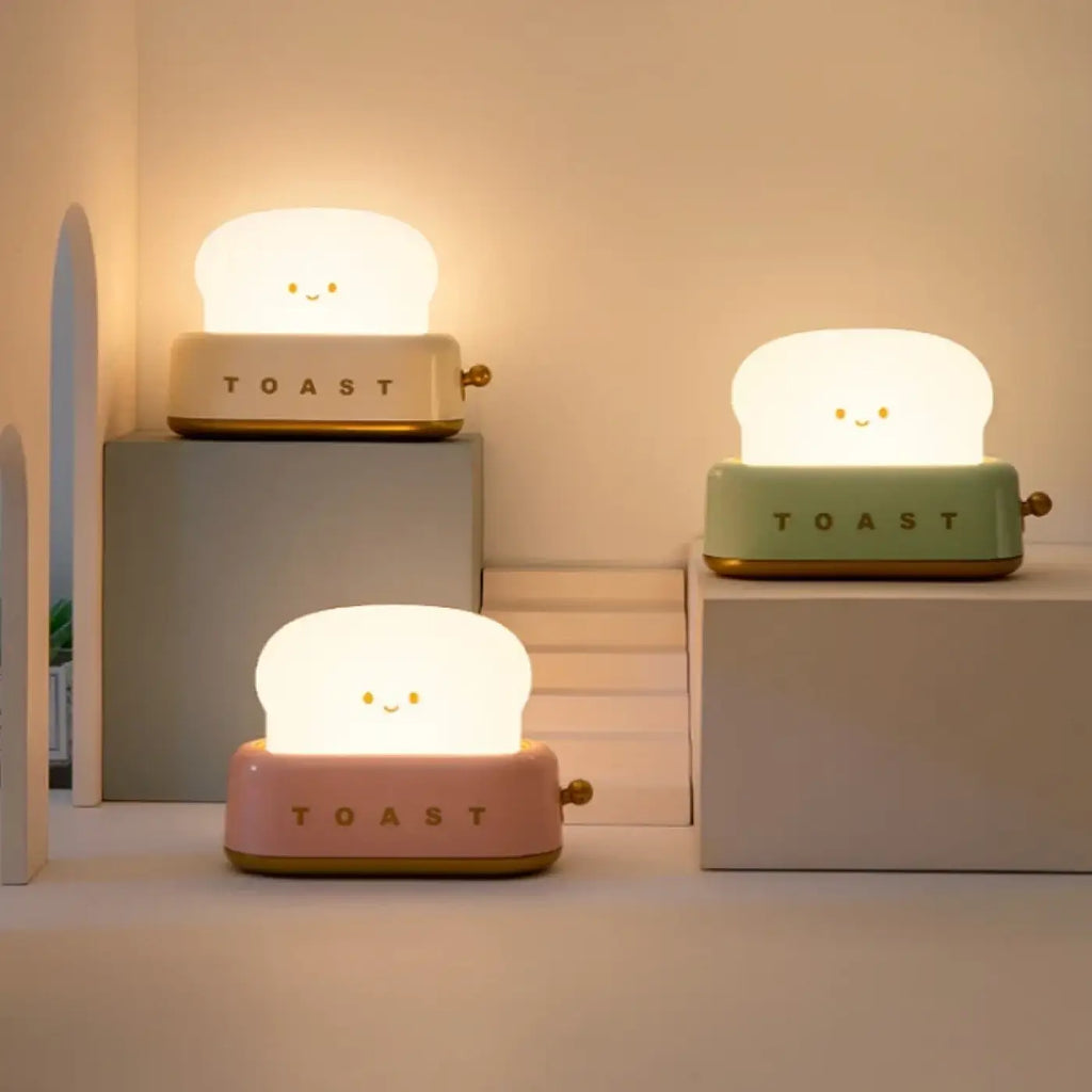 Veilleuse toast kawaii, verte ou rose