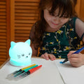 Petite veilleuse épurée pour chambre d'enfant