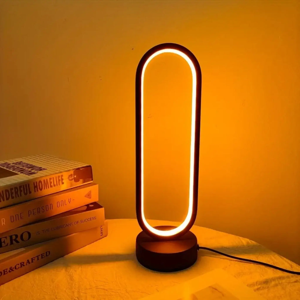 Veilleuse ovale au design moderne, format compact