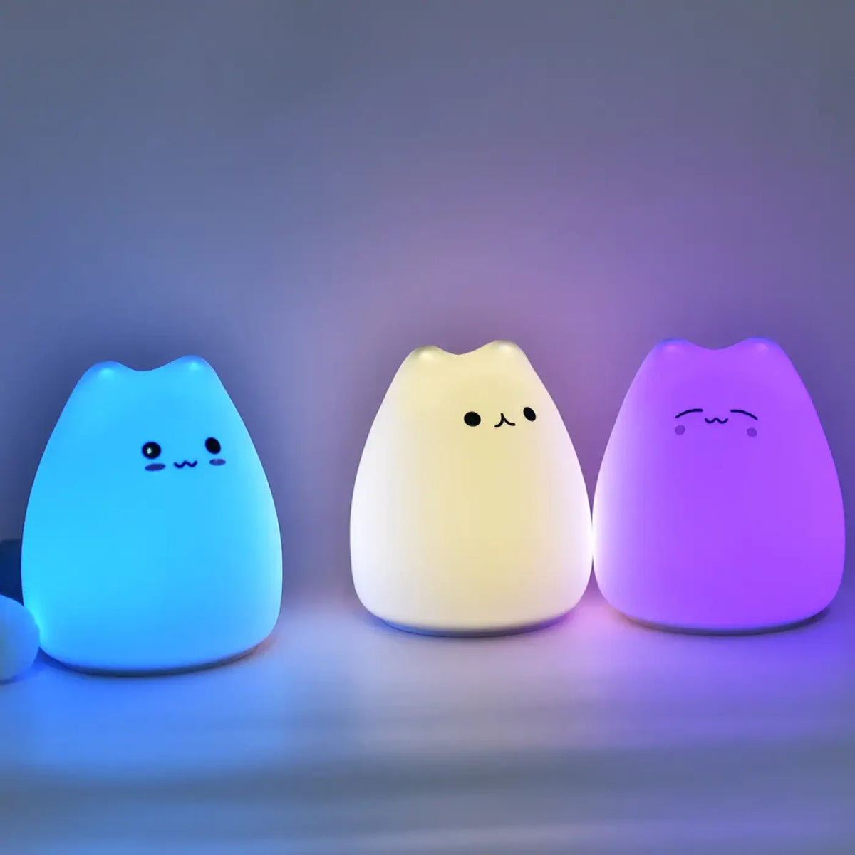 Veilleuse en silicone aux formes arrondies, sur base stable