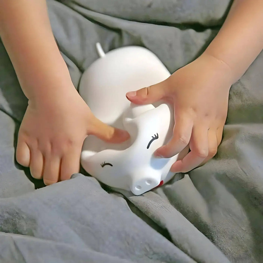Veilleuse petit cochon tout rond, en silicone souple