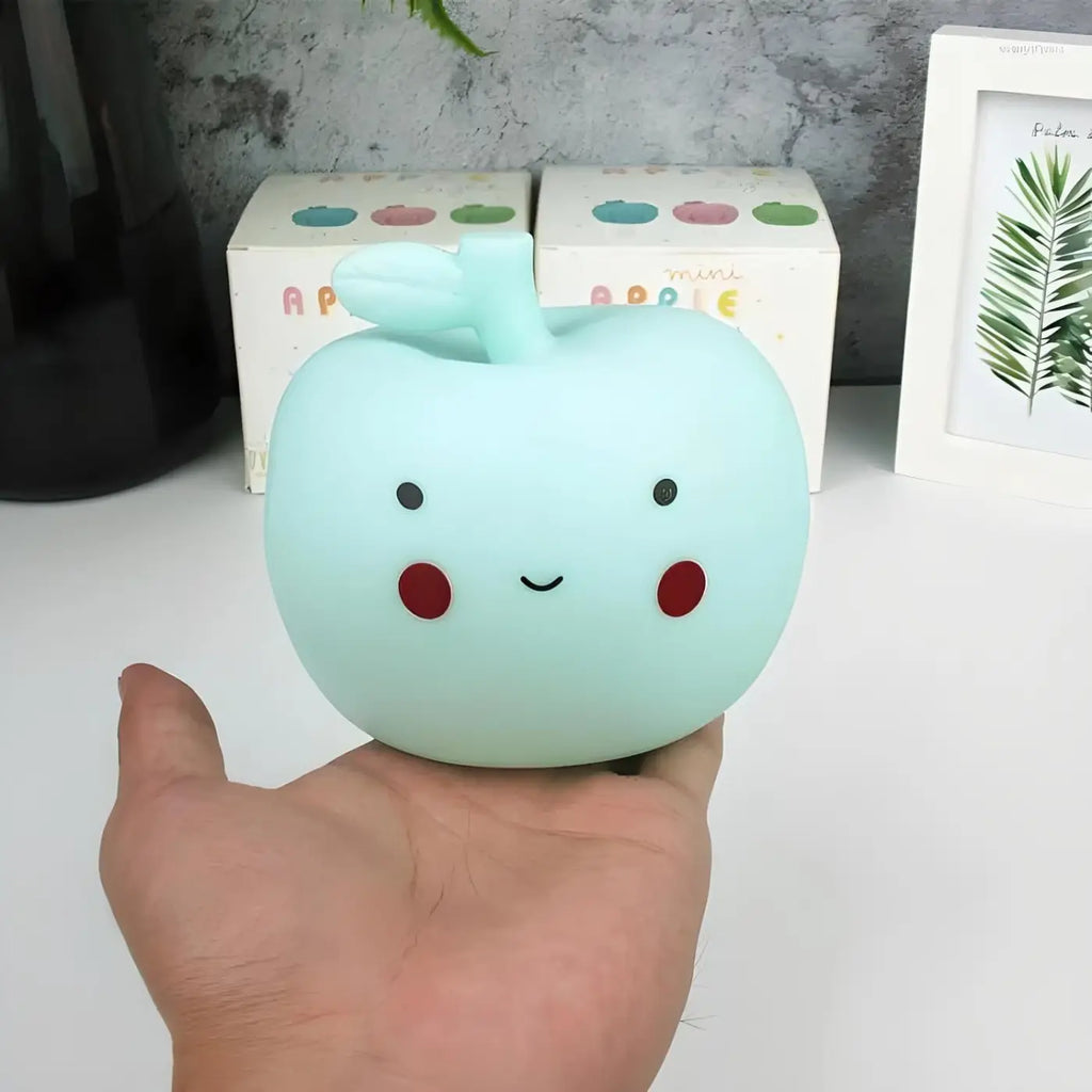 Veilleuse pomme pour chambre d'enfant, rose ou bleue