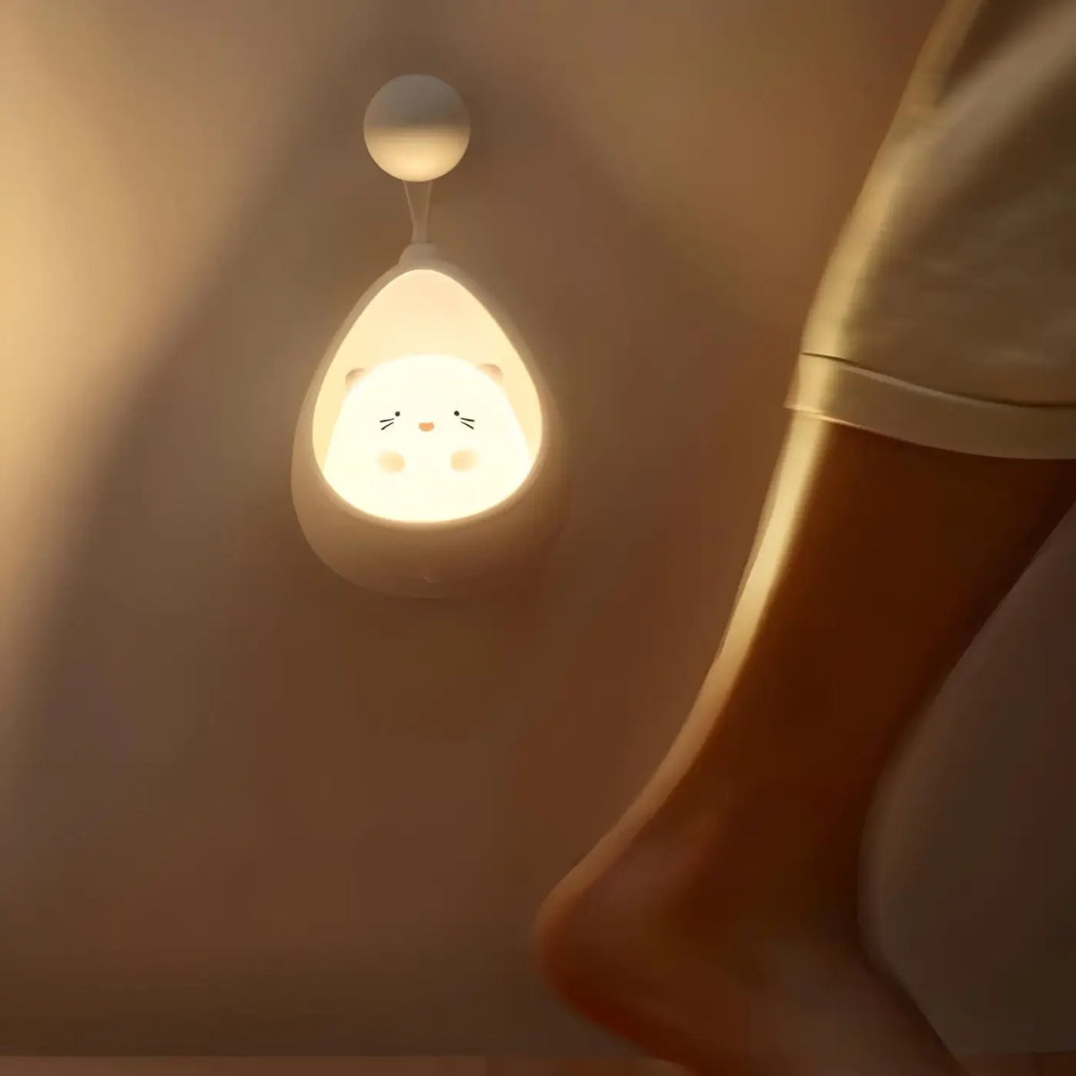 Veilleuse petit félin rechargeable, lueur chaude
