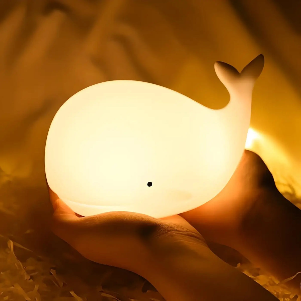 Veilleuse baleine tactile, du blanc doux aux couleurs
